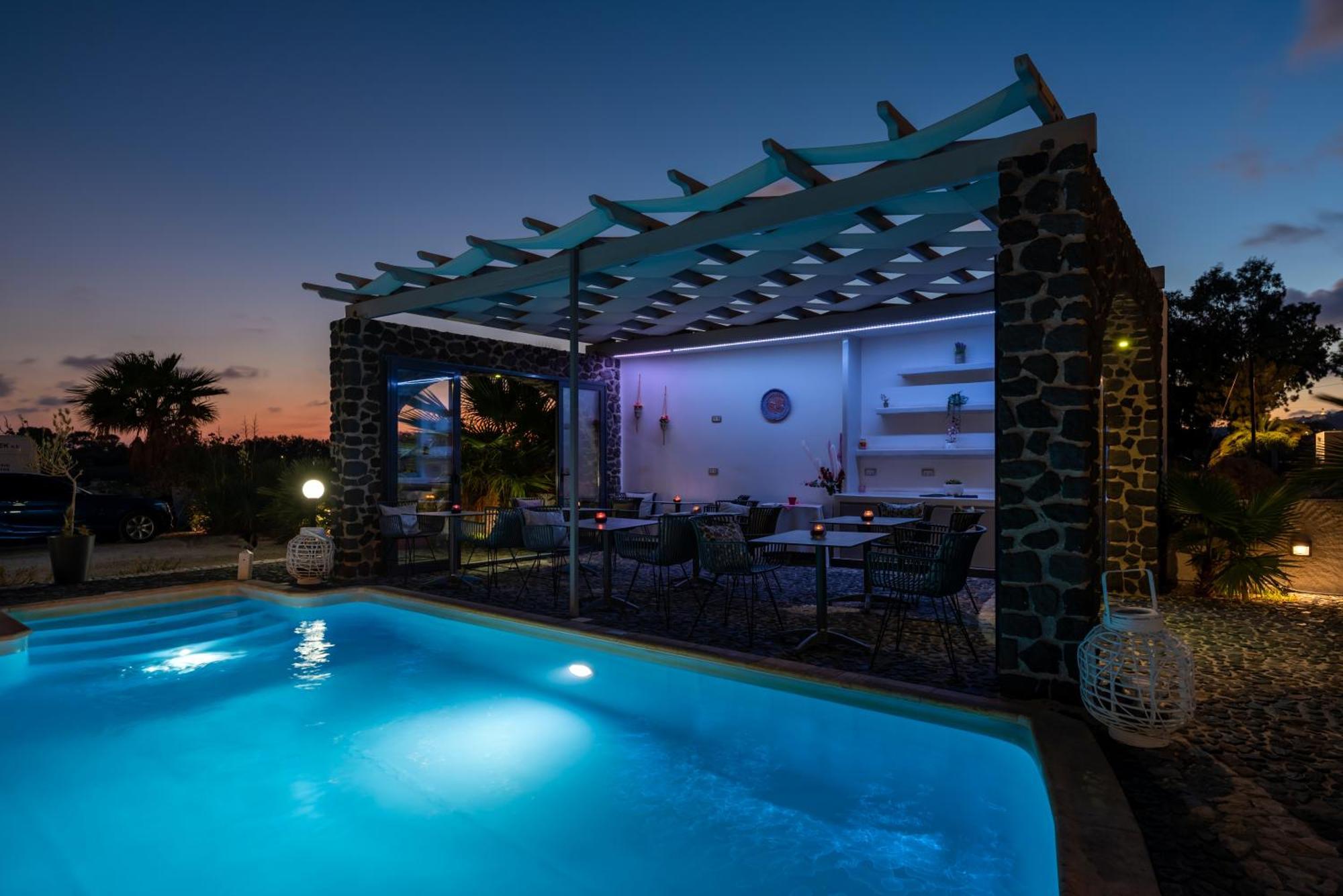 Villa Anemomilos Perissa Exterior photo